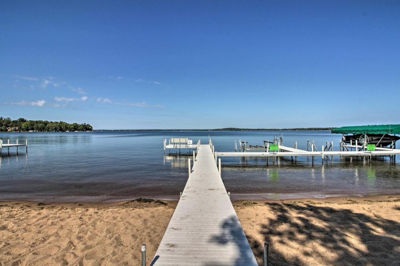 Alluring Nisswa Cabin On Gull Lake With Fireplace! Экстерьер фото