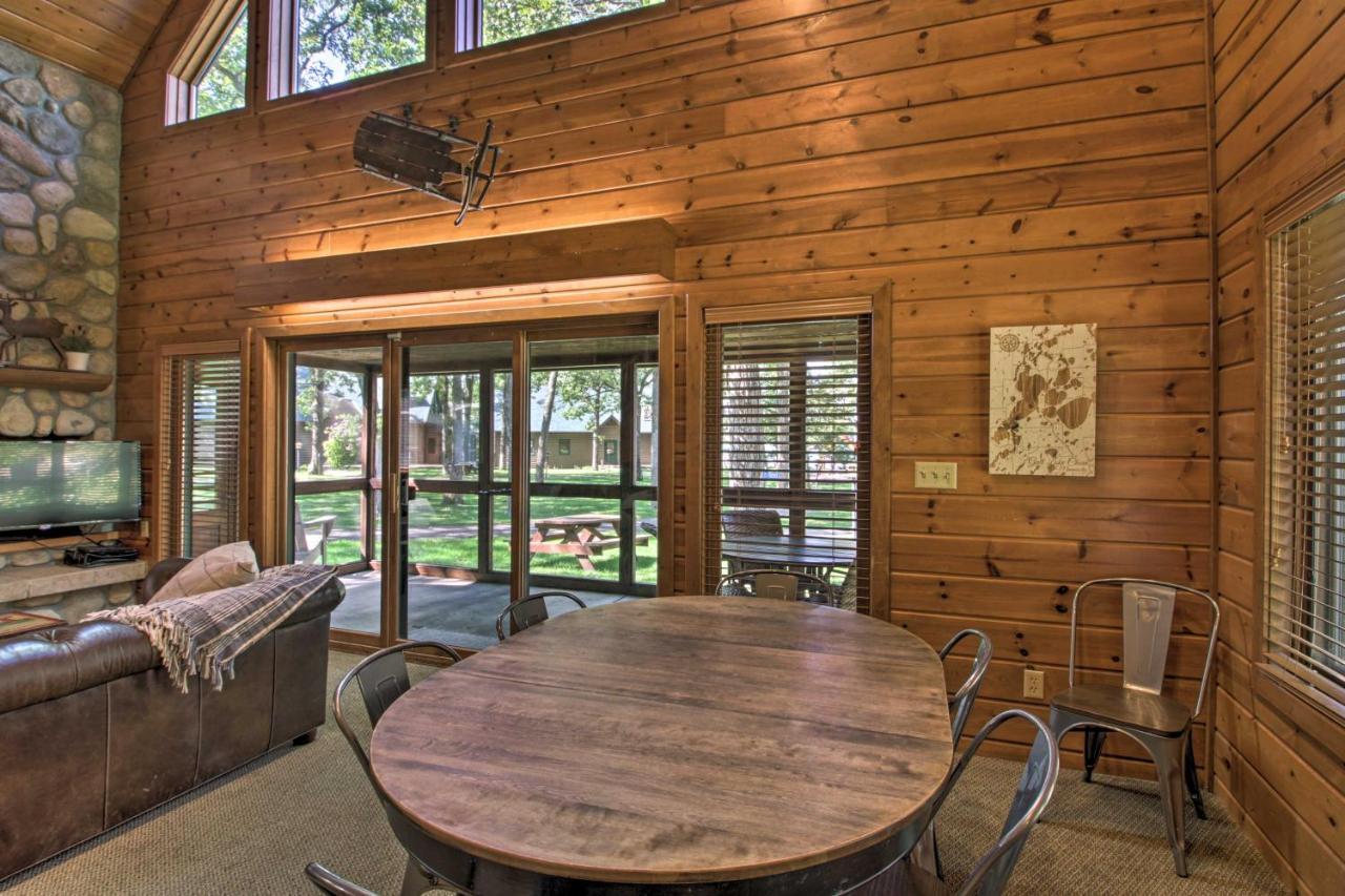 Alluring Nisswa Cabin On Gull Lake With Fireplace! Экстерьер фото